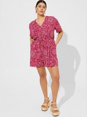 Torrid Rayon Slub Button Front Shorts Romper red&white print women’s size 1X